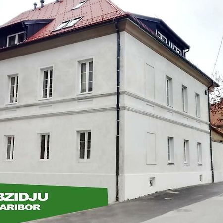 Bajta Na Obzidju Lägenhet Maribor Exteriör bild