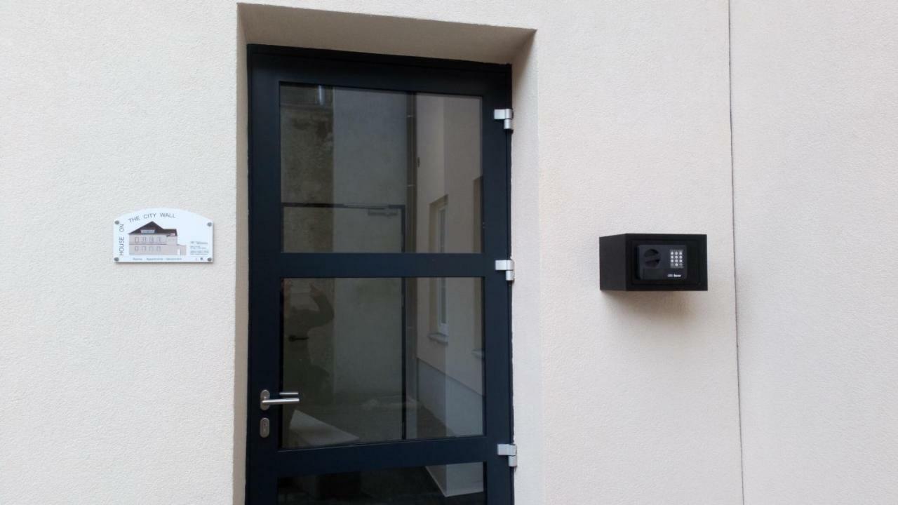 Bajta Na Obzidju Lägenhet Maribor Exteriör bild